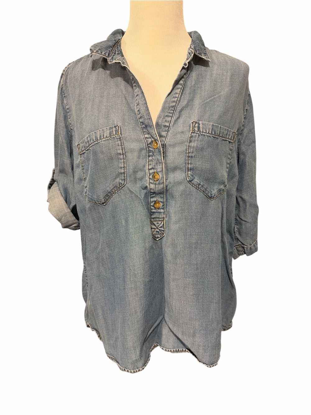 Anthropologie cloth & stone Light Blue Denim Button-Front Shirt
